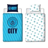 Manchester City FC Character World Offizielles Bettwäsche-Set für Einzelbett, Crestcol-Design, wendbar, 2-seitig, Fußball-Bettwäsche, offizielles Merchandise-Produkt, inkl. passendem Kissenbezug